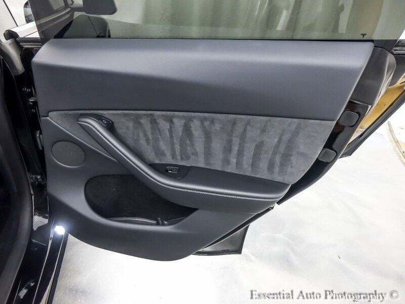 2023 Tesla Model Y Long Range Willowbrook IL