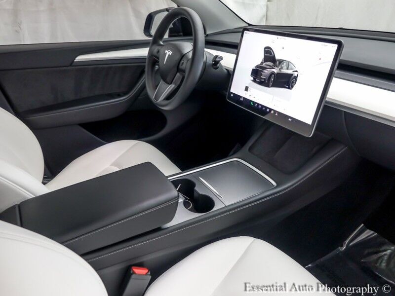2023 Tesla Model Y Long Range Willowbrook IL