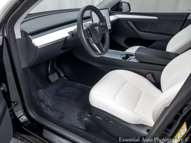 2023 Tesla Model Y Long Range Willowbrook IL
