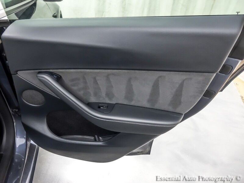 2023 Tesla Model Y Long Range Willowbrook IL