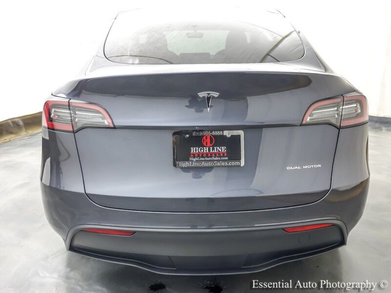 2023 Tesla Model Y Long Range Willowbrook IL