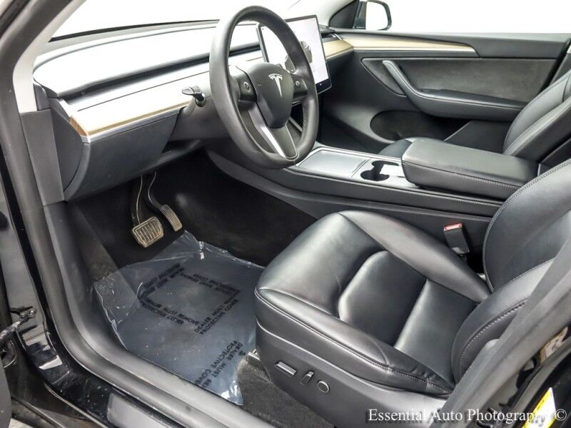 2023 Tesla Model Y Long Range Willowbrook IL