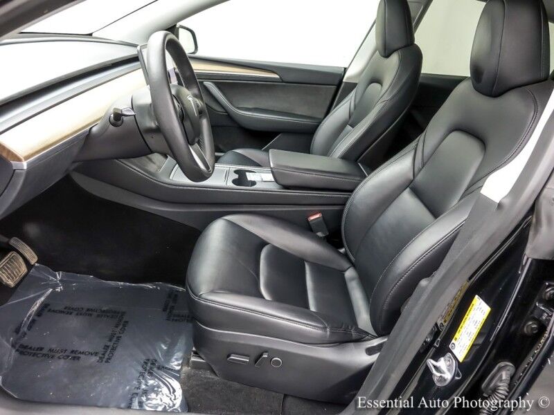 2023 Tesla Model Y Long Range Willowbrook IL
