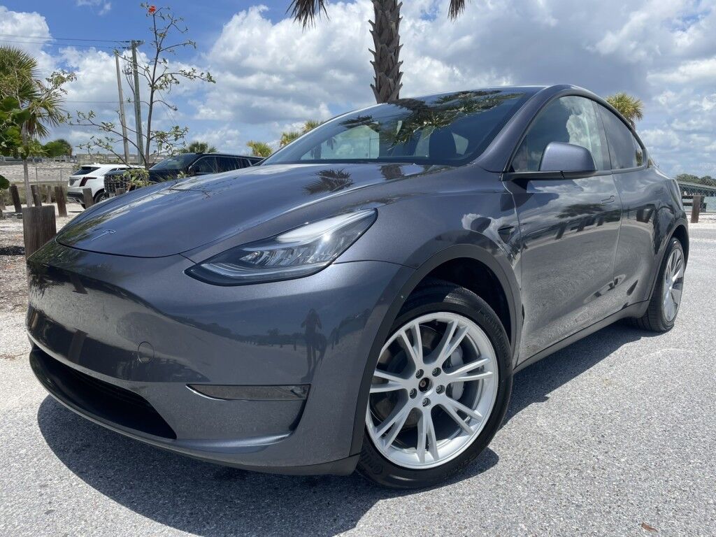 2023 Tesla Model Y MODEL Y~LONG RANGE~LOW MILES~1 OWNER~CLEAN CARFAX~ONLINE FINANCE AND SHIPPING AVAILABLE!!!!!