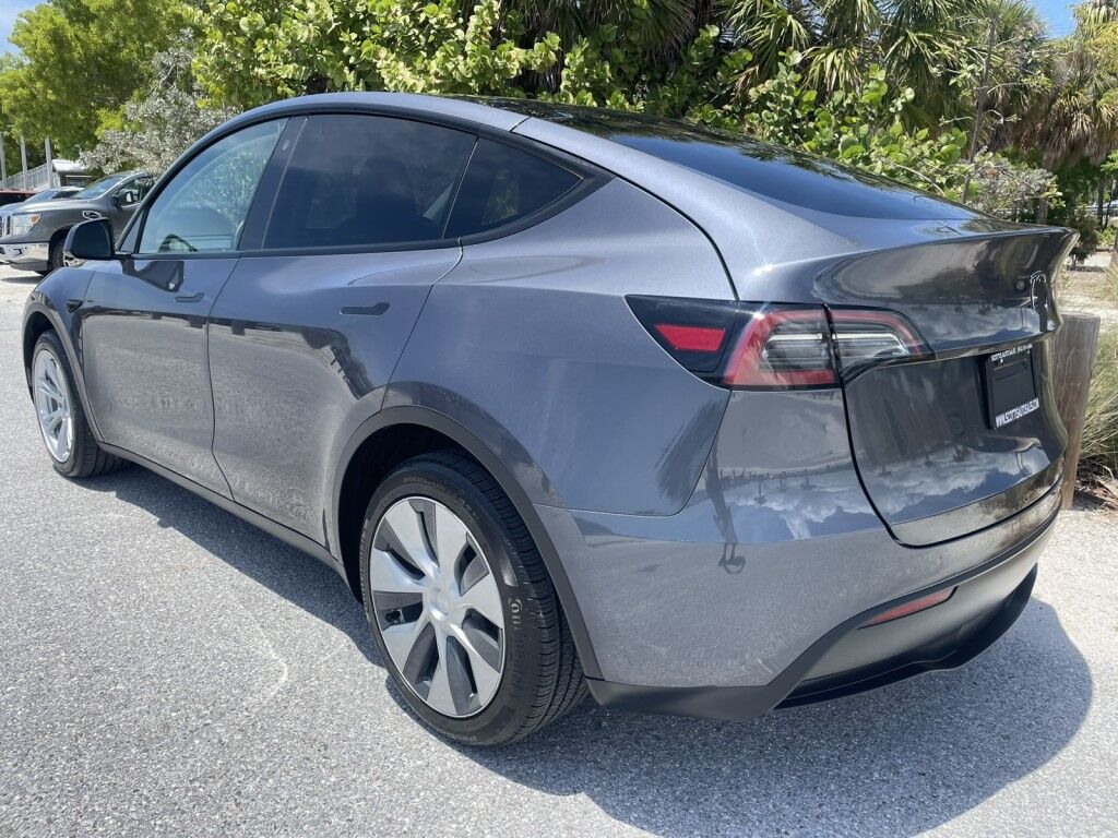 2023 Tesla Model Y MODEL Y~LONG RANGE~LOW MILES~1 OWNER~CLEAN CARFAX~ONLINE FINANCE AND SHIPPING AVAILABLE!!!!! Sarasota FL