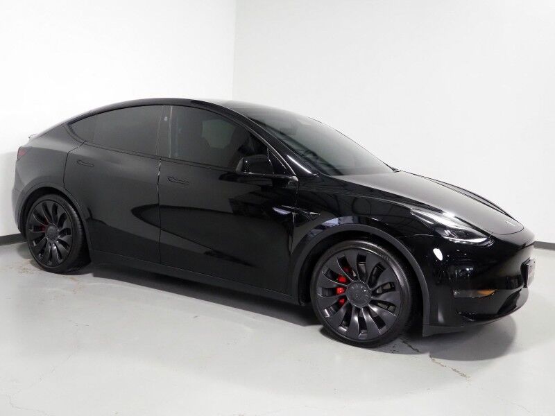 2023 Tesla Model Y's photo