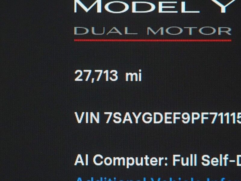 2023 Tesla Model Y Performance AWD *AUTOPILOT, NAVIGATION, SAFETY ALERTS, ADAPTIVE CRUISE, SURROUND VIEW CAMERAS, PANORAMA GLASS ROOF, HEATED SEATS, 21 INCH UBERTURBINE WHEELS, WIRELESS CHARGING Round Rock TX