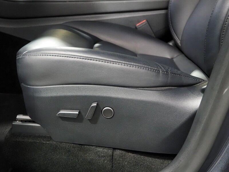 2023 Tesla Model Y Performance AWD *AUTOPILOT, NAVIGATION, SAFETY ALERTS, ADAPTIVE CRUISE, SURROUND VIEW CAMERAS, PANORAMA GLASS ROOF, HEATED SEATS, 21 INCH UBERTURBINE WHEELS, WIRELESS CHARGING Round Rock TX