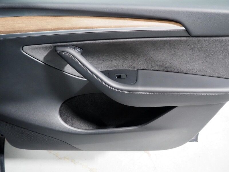 2023 Tesla Model Y Performance AWD *AUTOPILOT, NAVIGATION, SAFETY ALERTS, ADAPTIVE CRUISE, SURROUND VIEW CAMERAS, PANORAMA GLASS ROOF, HEATED SEATS, 21 INCH UBERTURBINE WHEELS, WIRELESS CHARGING Round Rock TX