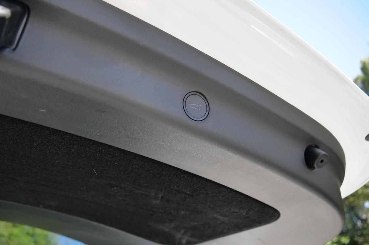 2023 Tesla Model Y Performance AWD / Heated Seats / Pano Sunroof High Point NC