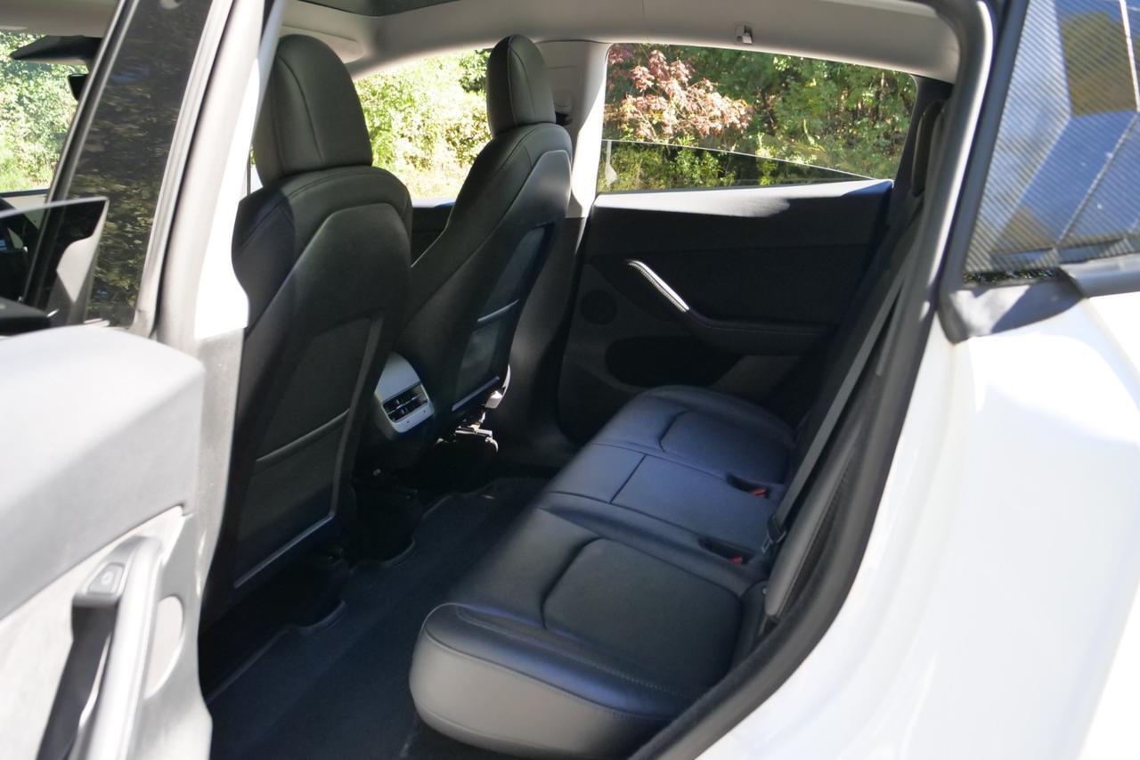 2023 Tesla Model Y Performance AWD / Heated Seats / Pano Sunroof High Point NC