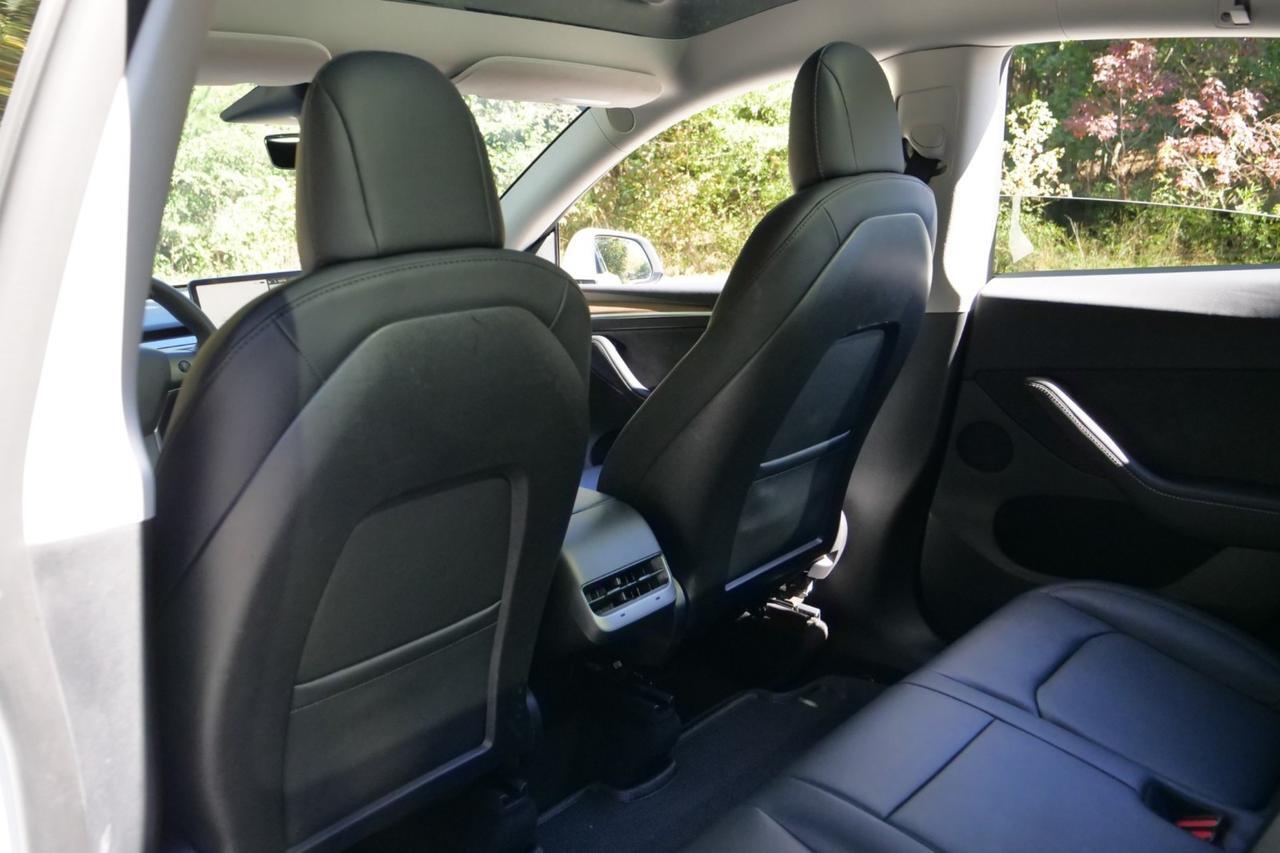 2023 Tesla Model Y Performance AWD / Heated Seats / Pano Sunroof High Point NC