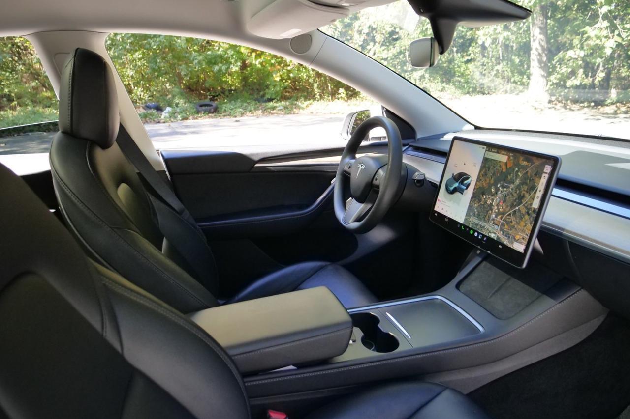 2023 Tesla Model Y Performance AWD / Heated Seats / Pano Sunroof High Point NC