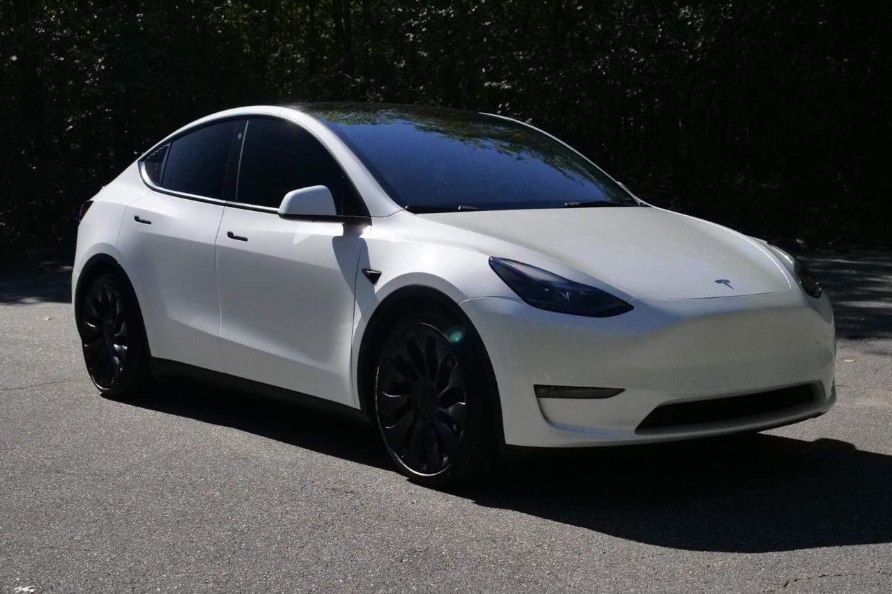 2023 Tesla Model Y Performance AWD / Heated Seats / Pano Sunroof High Point NC
