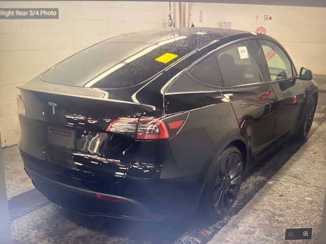 2023 Tesla Model Y Performance photo 2