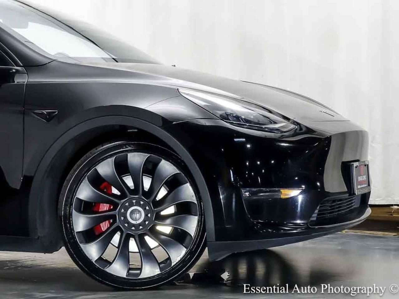 2023 Tesla Model Y Performance HW4