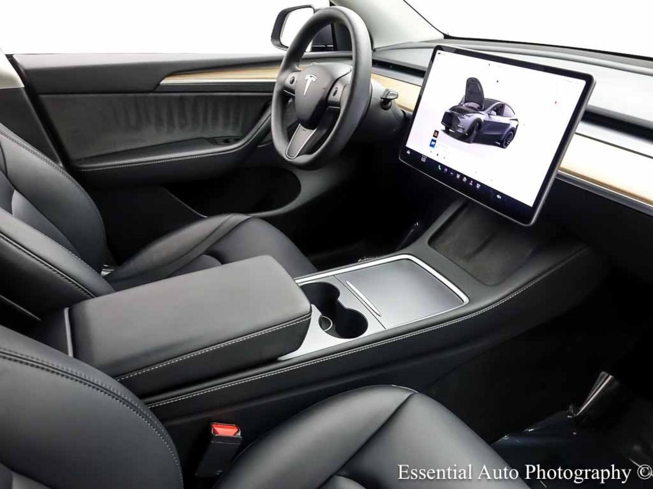 2023 Tesla Model Y Performance HW4 Willowbrook IL