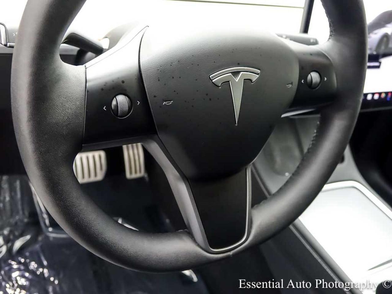 2023 Tesla Model Y Performance HW4 Willowbrook IL