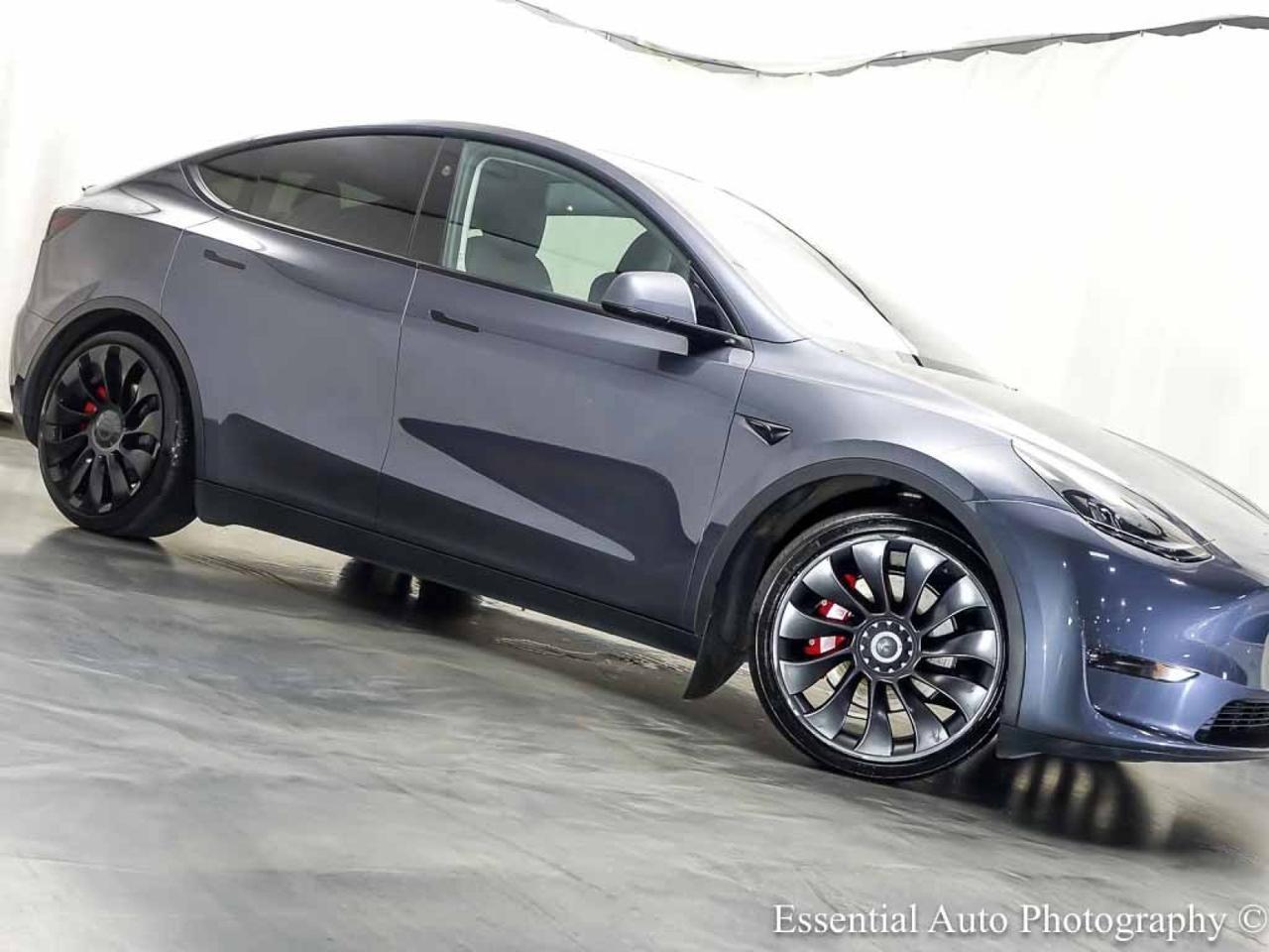 2023 Tesla Model Y Performance HW4 Willowbrook IL