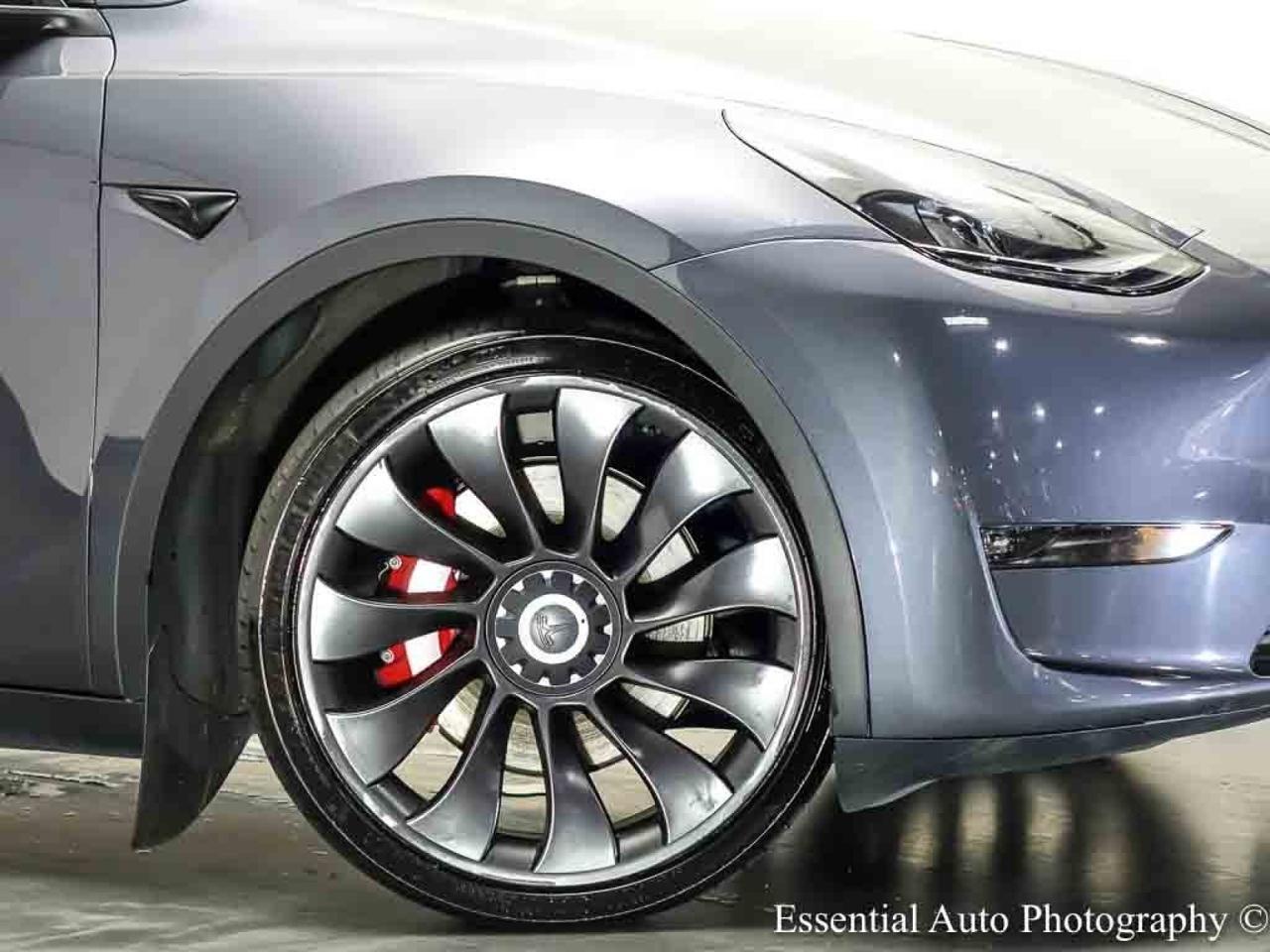 2023 Tesla Model Y Performance HW4 Willowbrook IL