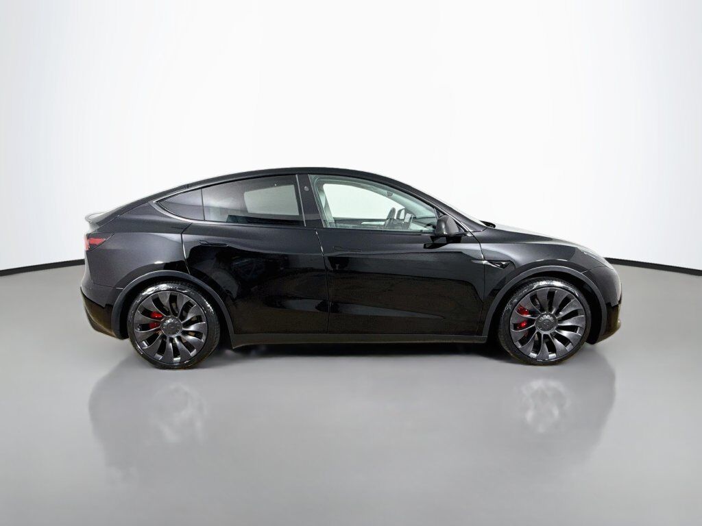 2023 Tesla Model Y Performance HW4 Willowbrook IL