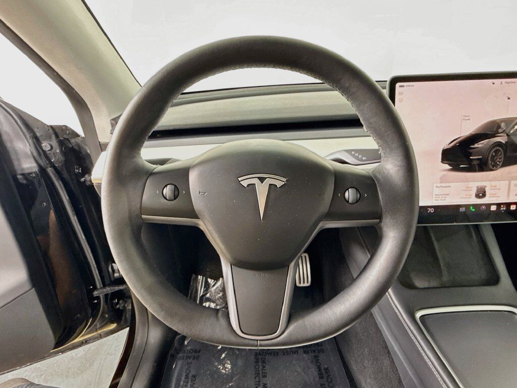 2023 Tesla Model Y Performance HW4 Willowbrook IL
