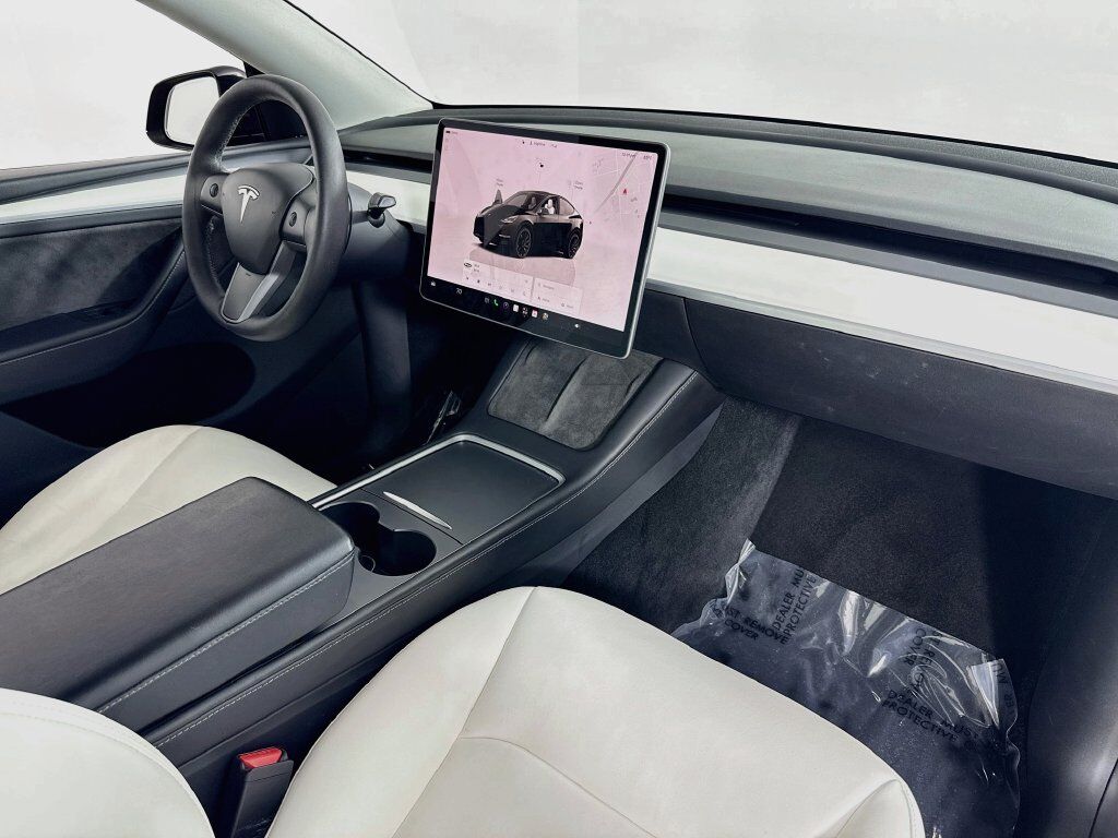 2023 Tesla Model Y Performance HW4 Willowbrook IL