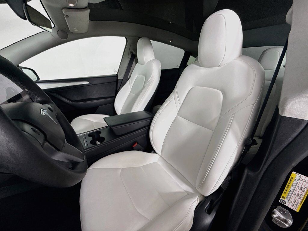 2023 Tesla Model Y Performance HW4 Willowbrook IL