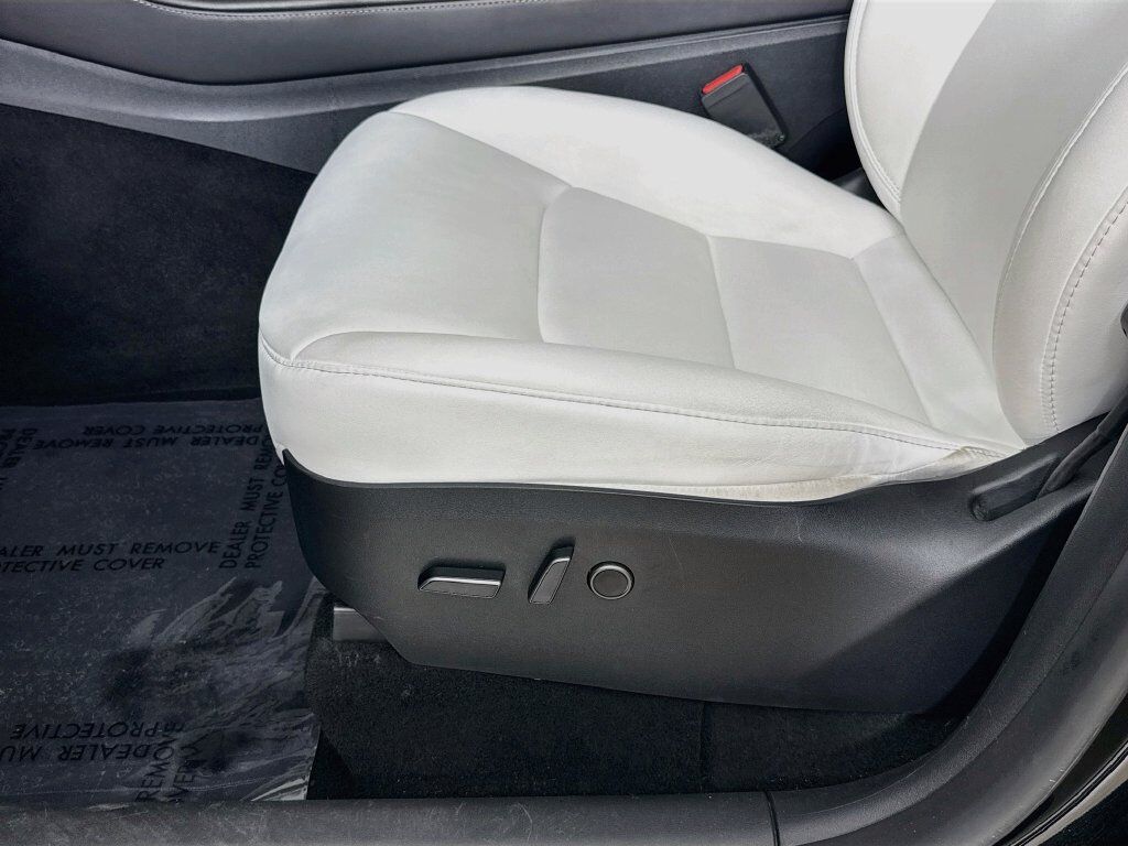 2023 Tesla Model Y Performance HW4 Willowbrook IL