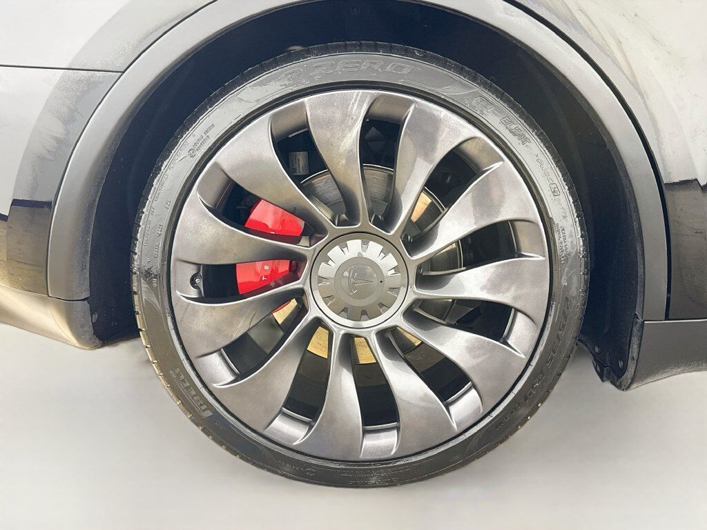 2023 Tesla Model Y Performance HW4 Willowbrook IL