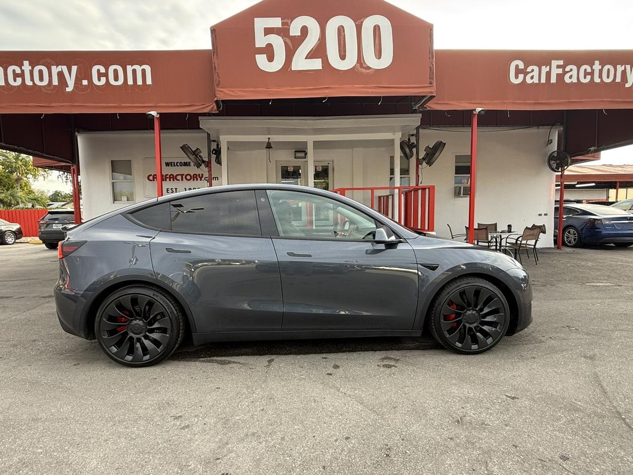 2023 Tesla Model Y Performance