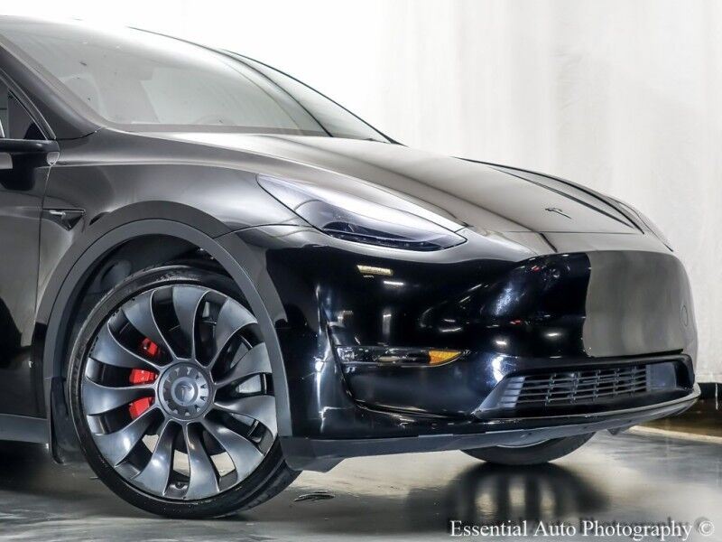2023 Tesla Model Y Performance PRICE INCLUDES $4000 IRS TAX CREDIT!! YOU MUST QUALIFY!! Willowbrook IL