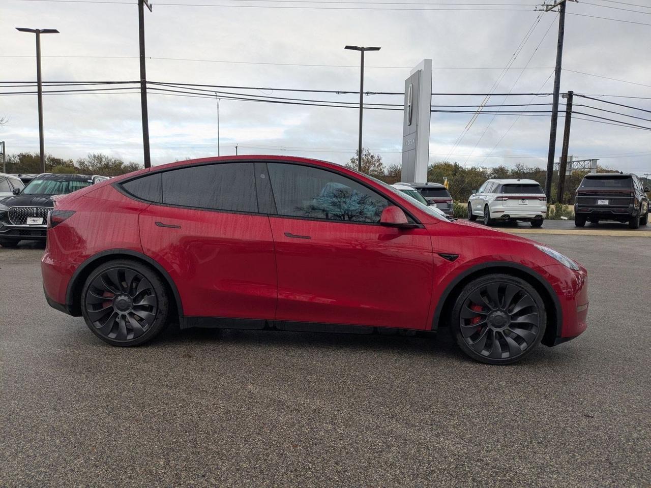 2023 Tesla Model Y Performance