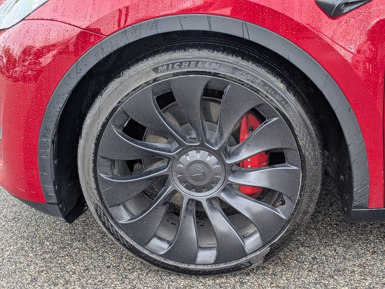 2023 Tesla Model Y Performance