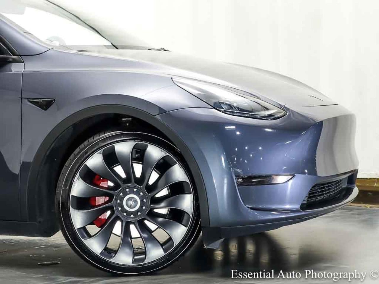 2023 Tesla Model Y Performance