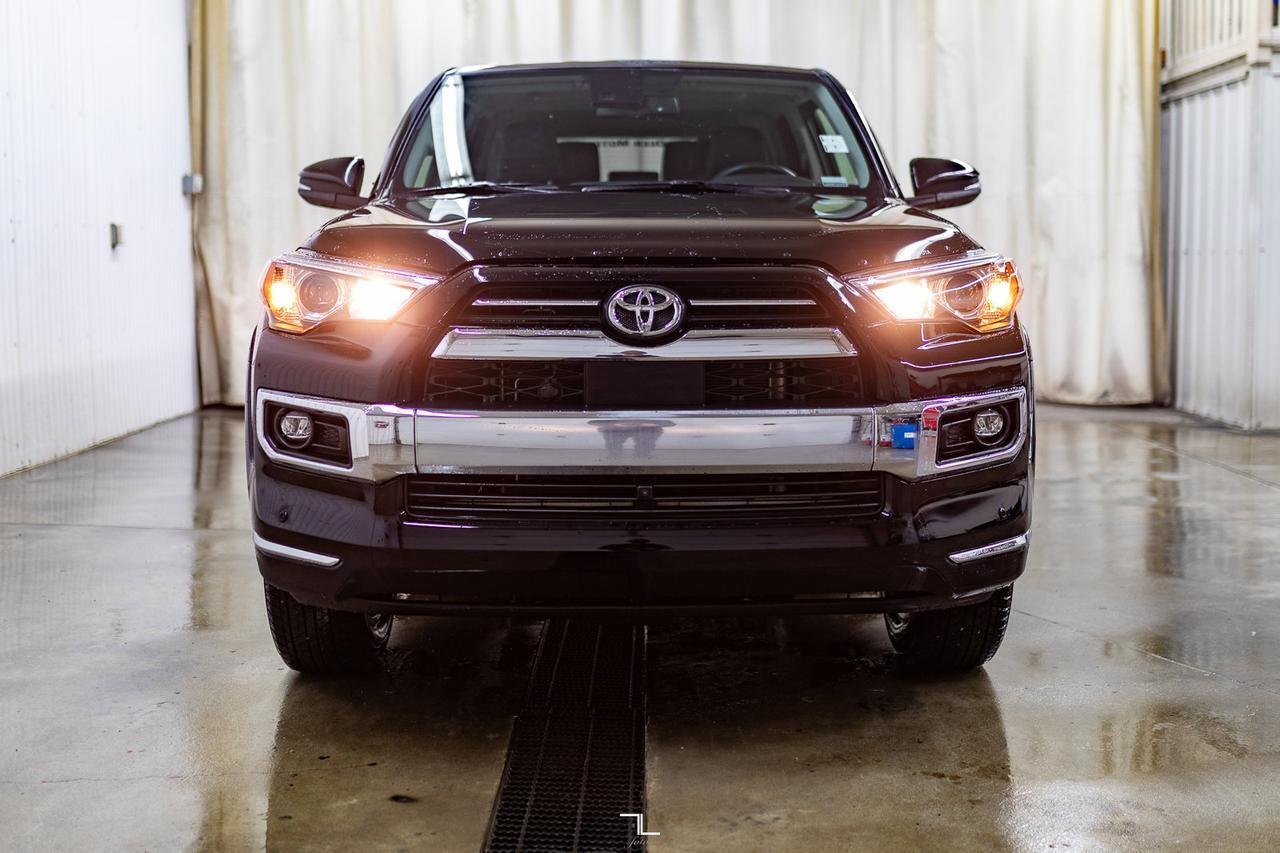 2023 Toyota 4Runner 4x4 Limited Leather Roof Nav BCam Red Deer AB