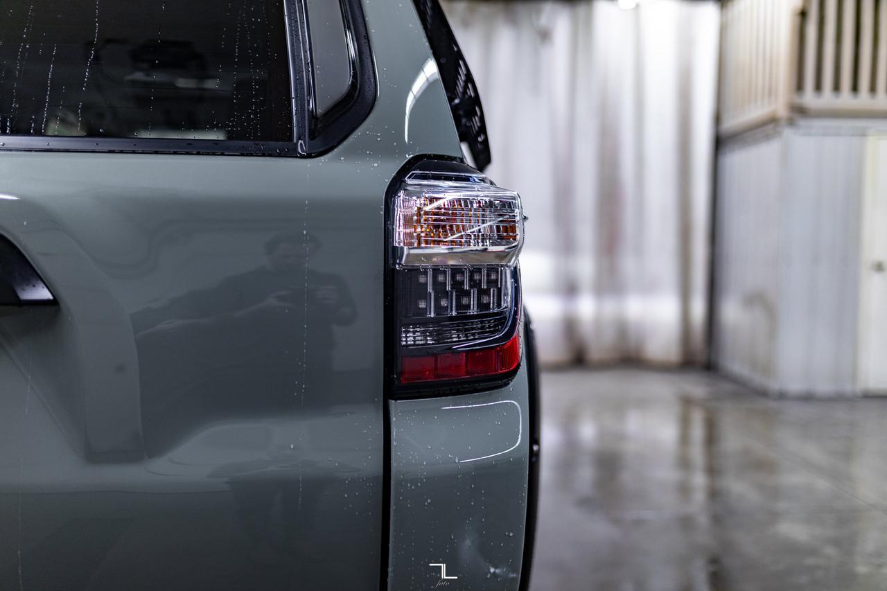 2023 Toyota 4Runner 4x4 TRD Off Road Leather Roof Nav BCam Red Deer AB