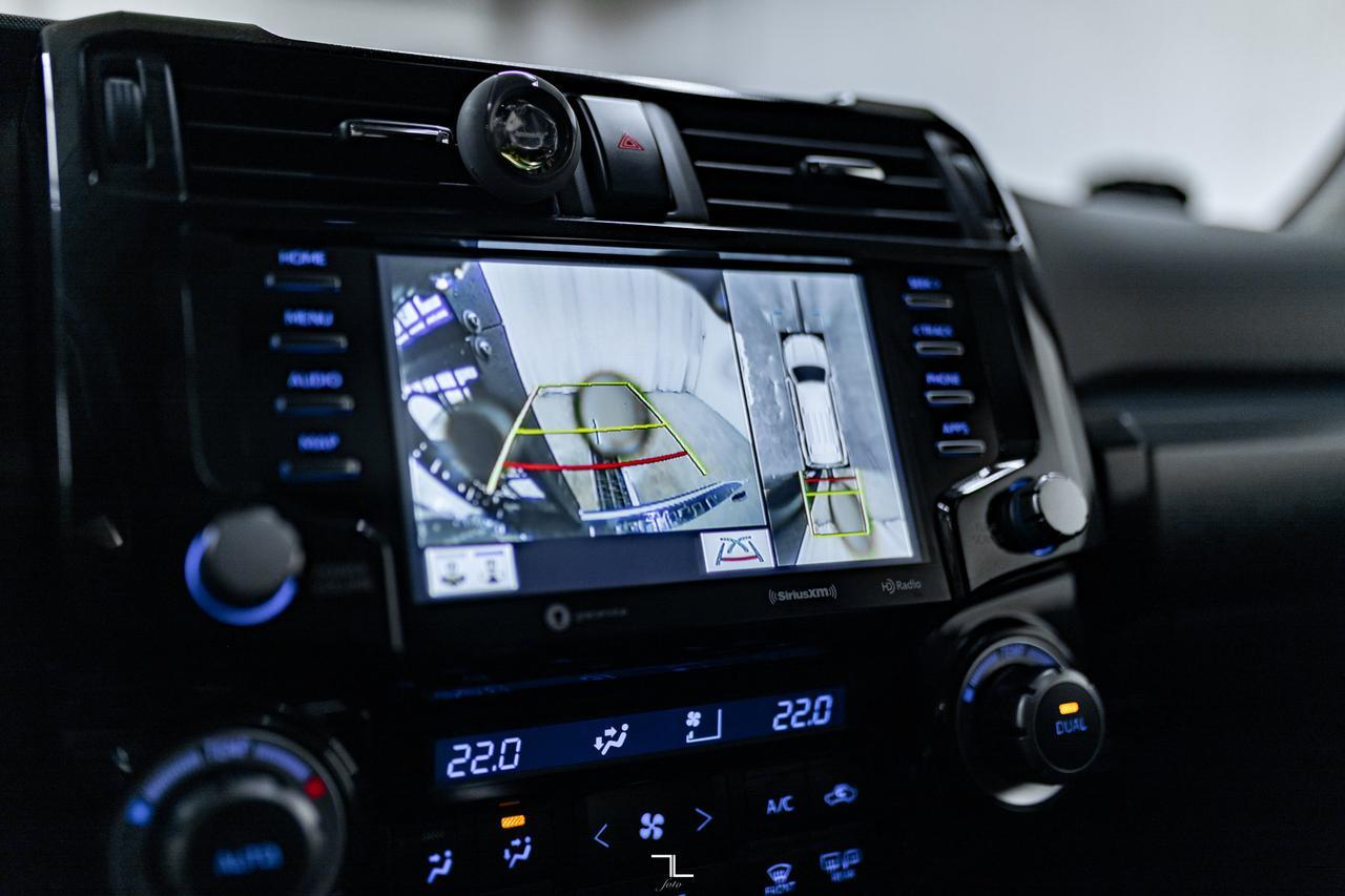 2023 Toyota 4Runner 4x4 TRD Off Road Leather Roof Nav BCam Red Deer AB