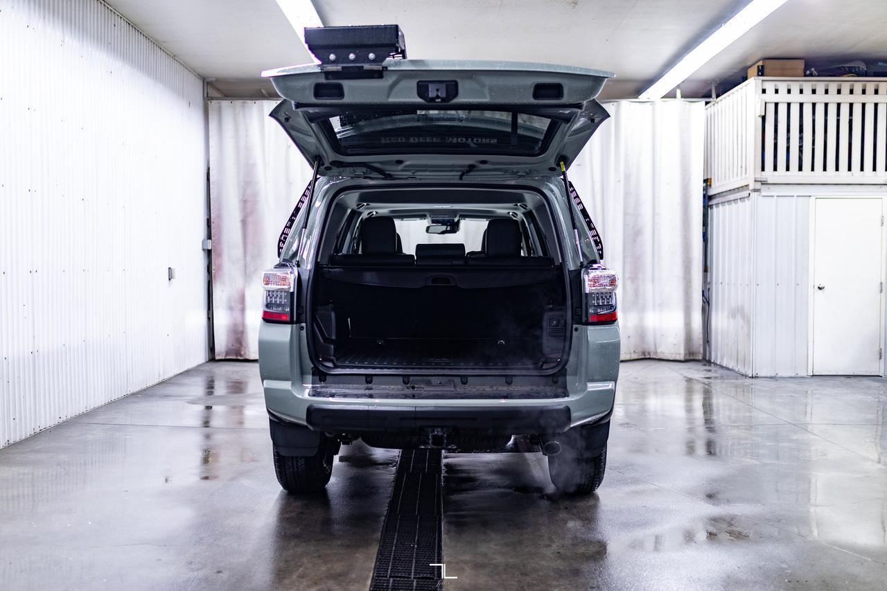 2023 Toyota 4Runner 4x4 TRD Off Road Leather Roof Nav BCam Red Deer AB