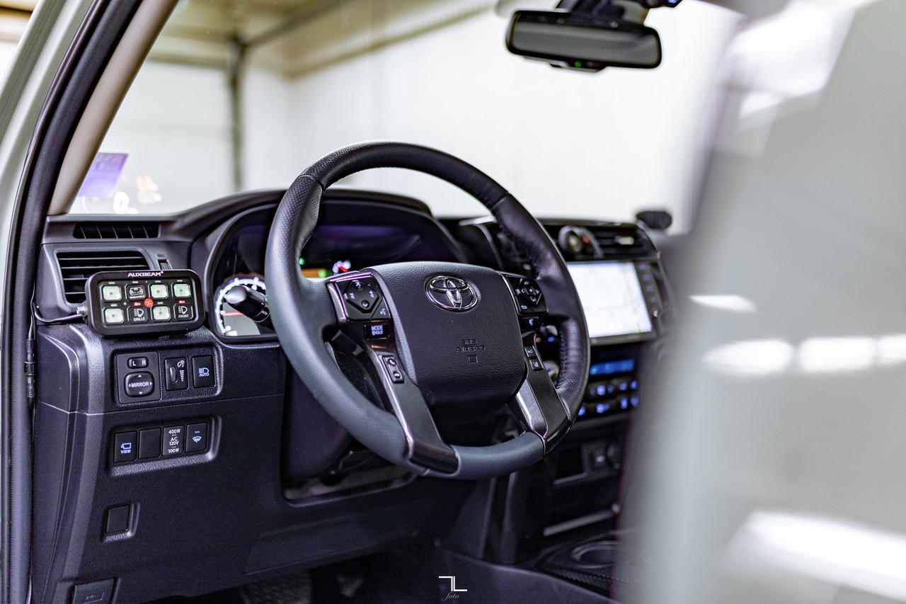 2023 Toyota 4Runner 4x4 TRD Off Road Leather Roof Nav BCam Red Deer AB