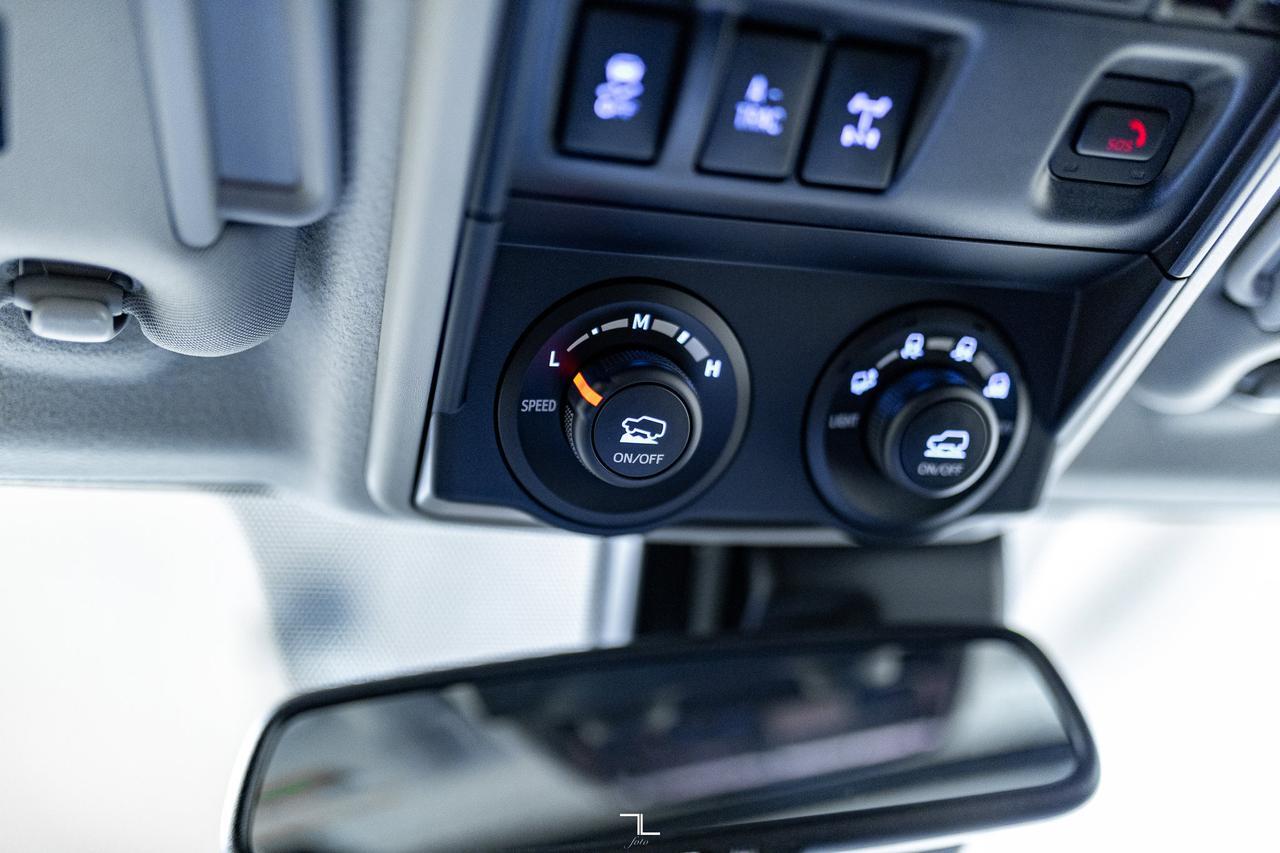 2023 Toyota 4Runner 4x4 TRD Off Road Leather Roof Nav BCam Red Deer AB