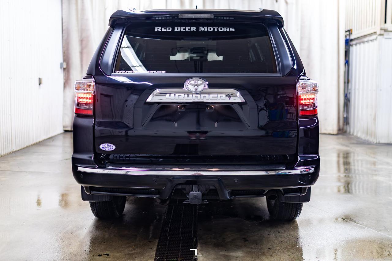 2023 Toyota 4Runner AWD Limited Leather Roof Nav BCam Red Deer AB