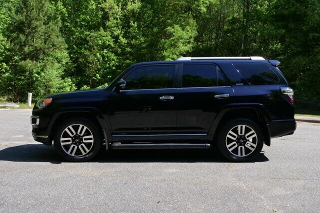 2023 Toyota 4Runner Limited 4WD / Adaptive Cruise / Cooled Seats! High Point NC