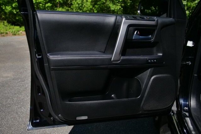 2023 Toyota 4Runner Limited 4WD / Adaptive Cruise / Cooled Seats! High Point NC