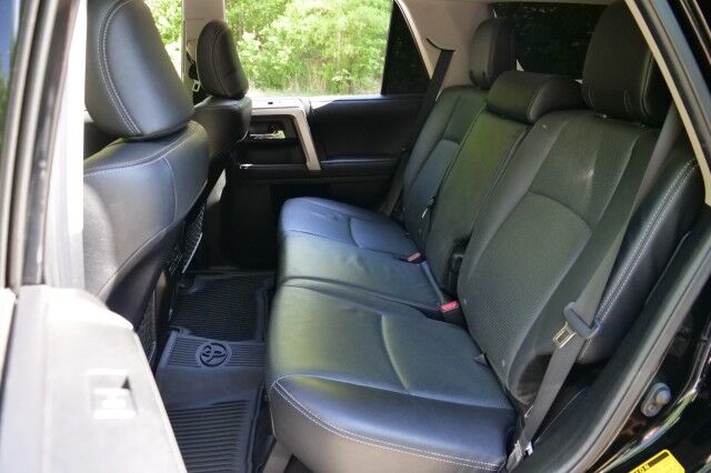 2023 Toyota 4Runner Limited 4WD / Adaptive Cruise / Cooled Seats! High Point NC