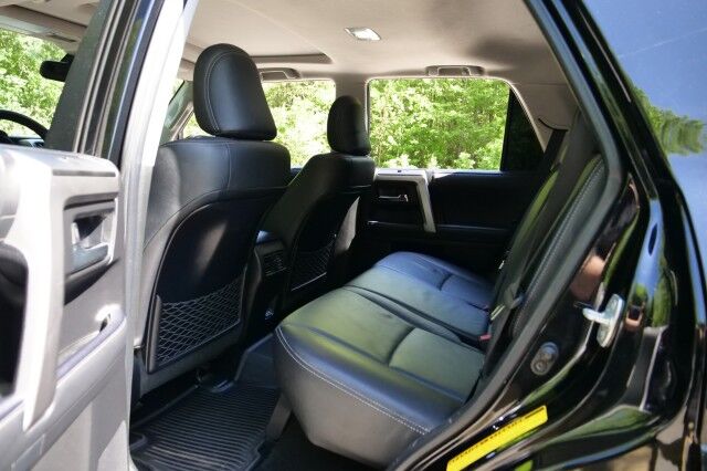 2023 Toyota 4Runner Limited 4WD / Adaptive Cruise / Cooled Seats! High Point NC