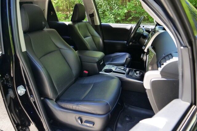 2023 Toyota 4Runner Limited 4WD / Adaptive Cruise / Cooled Seats! High Point NC