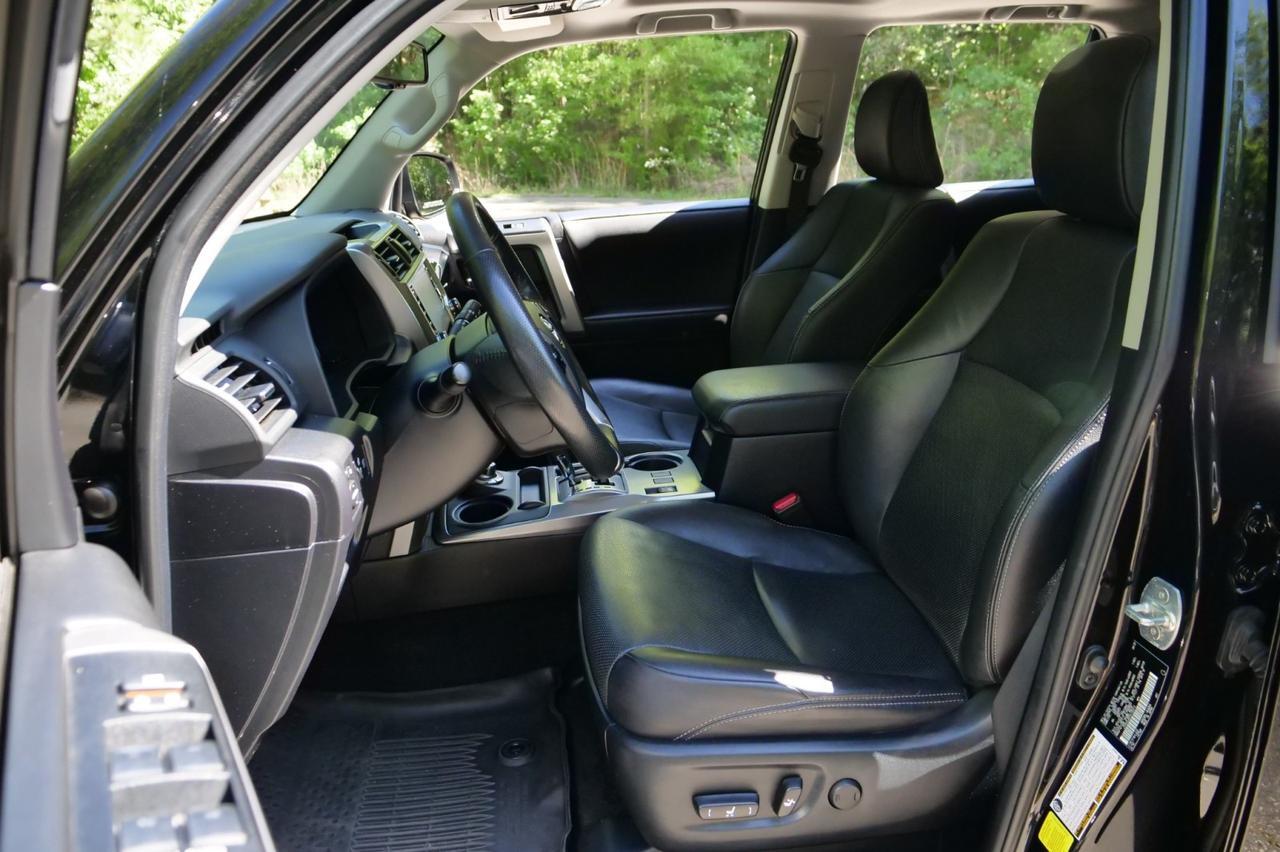 2023 Toyota 4Runner Limited 4WD / Adaptive Cruise / Cooled Seats! Lincolnton NC