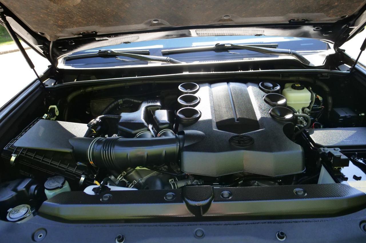 2023 Toyota 4Runner Limited 4WD / Adaptive Cruise / Cooled Seats! Lincolnton NC