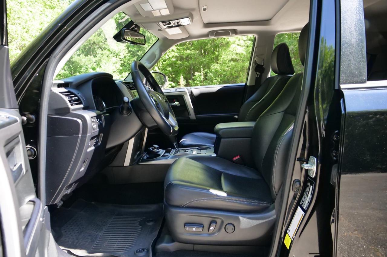 2023 Toyota 4Runner Limited 4WD / Adaptive Cruise / Cooled Seats! Lincolnton NC